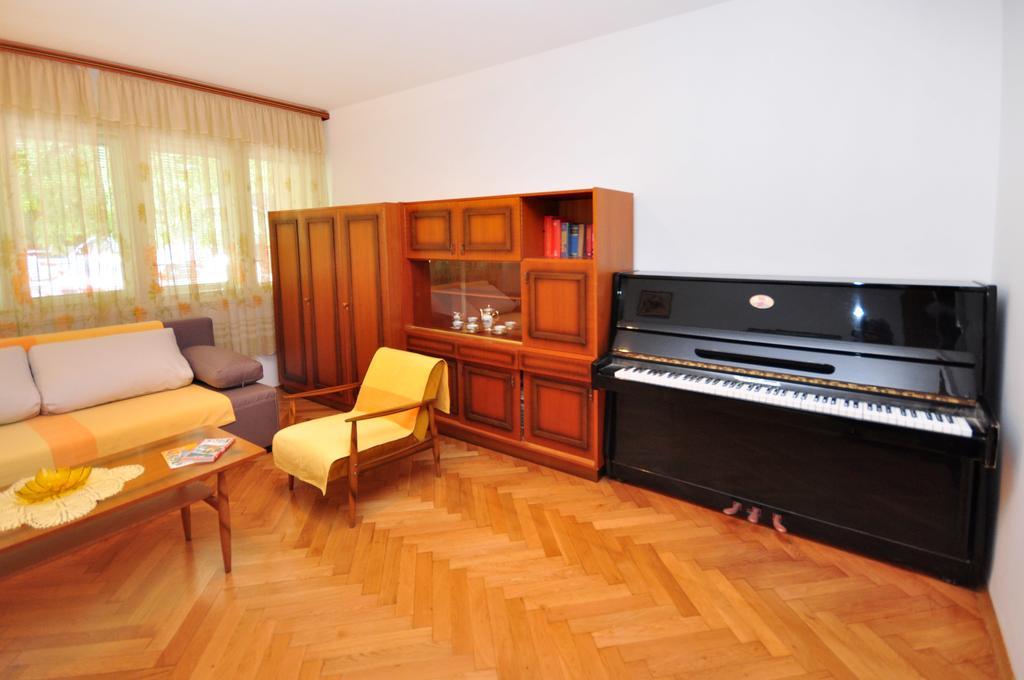 Downtown Apartment Durdica Split Bagian luar foto